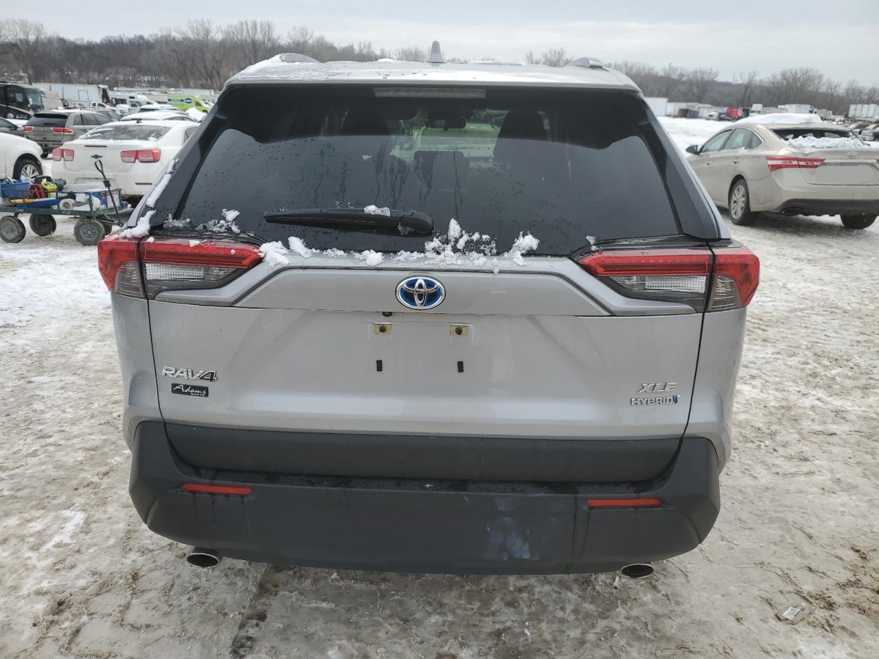 2023 TOYOTA RAV4 XLE VIN:JTMRWRFV9PJ057928
