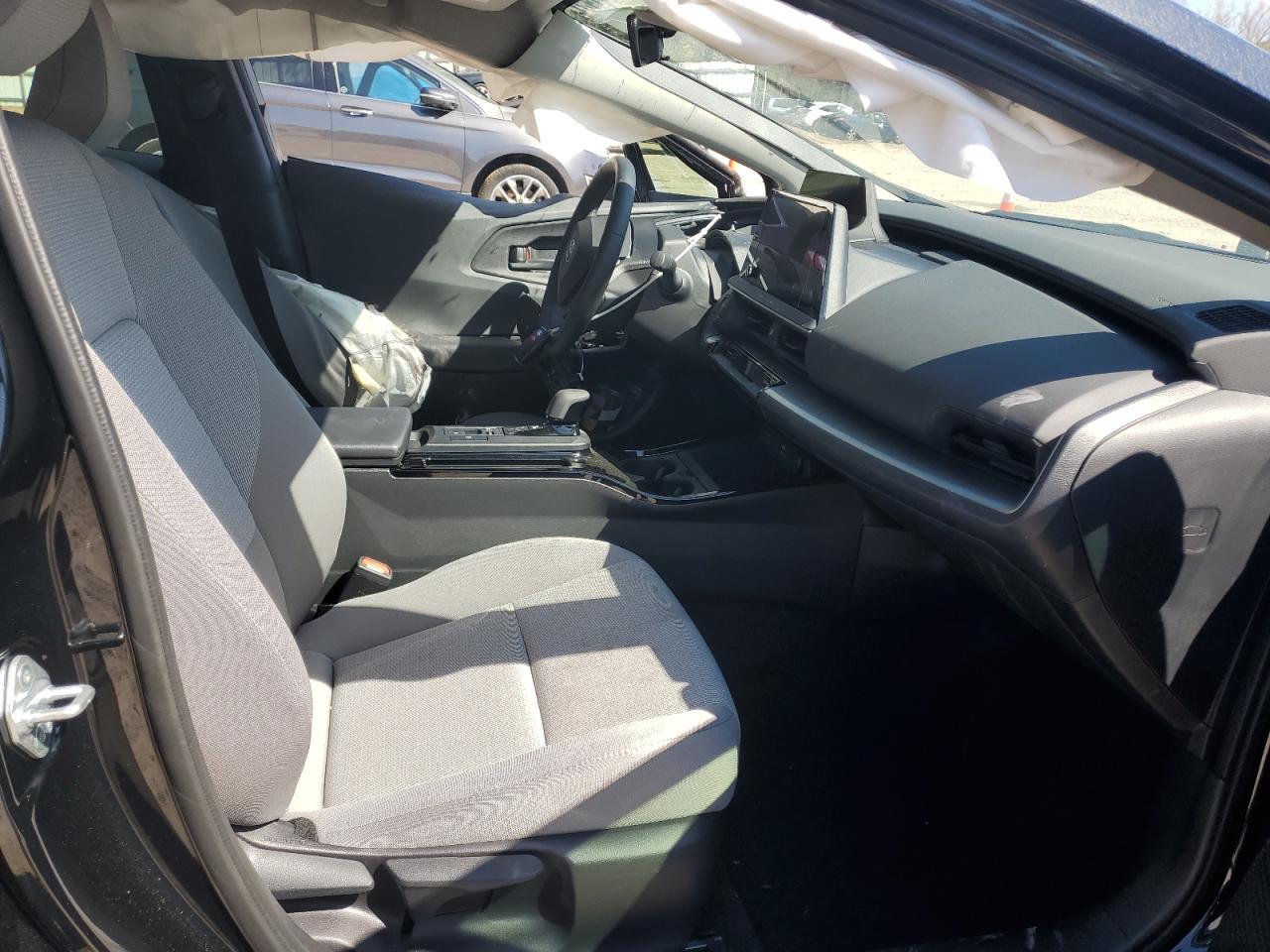 2024 TOYOTA PRIUS LE VIN:JTDACAAU9R3043010