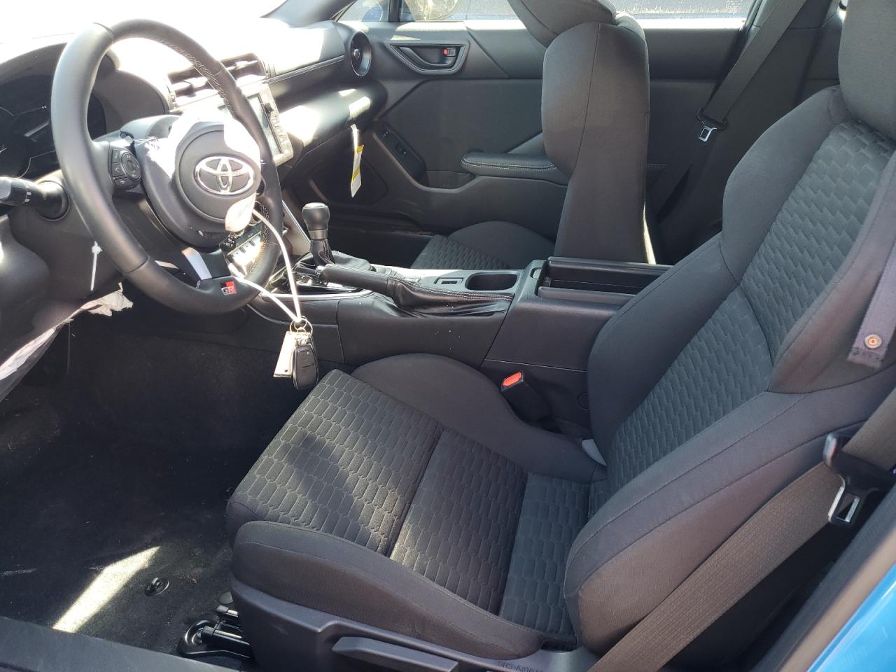 2024 TOYOTA GR 86  VIN:JF1ZNBB13R8753584