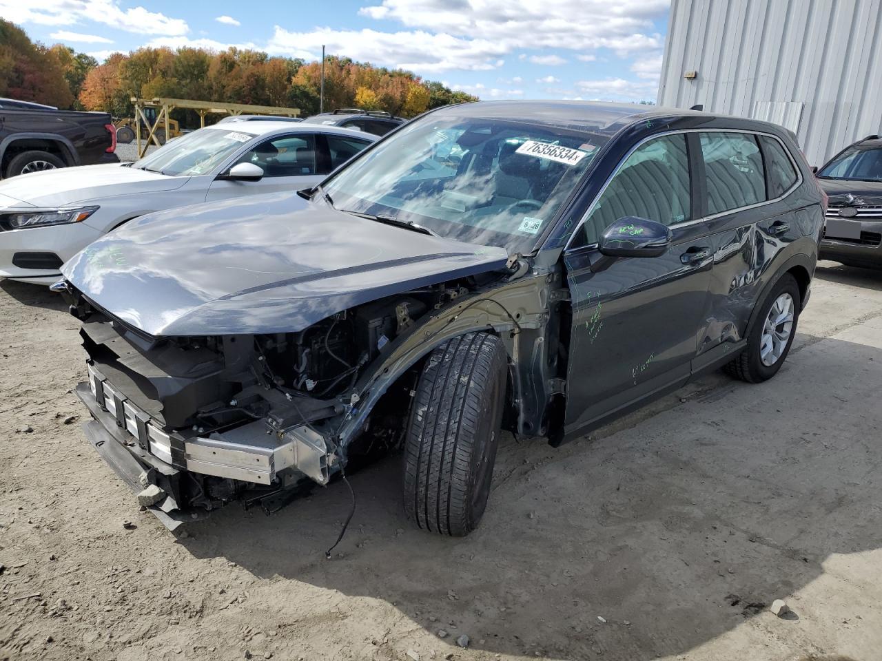 2024 HONDA CR-V LX VIN:2HKRS4H29RH404185