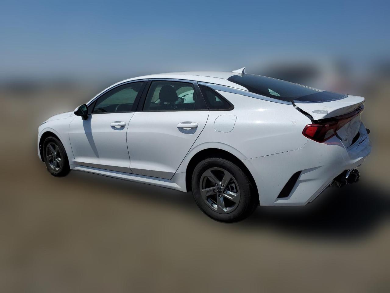 2022 KIA K5 LXS VIN:5XXG14J23NG132338
