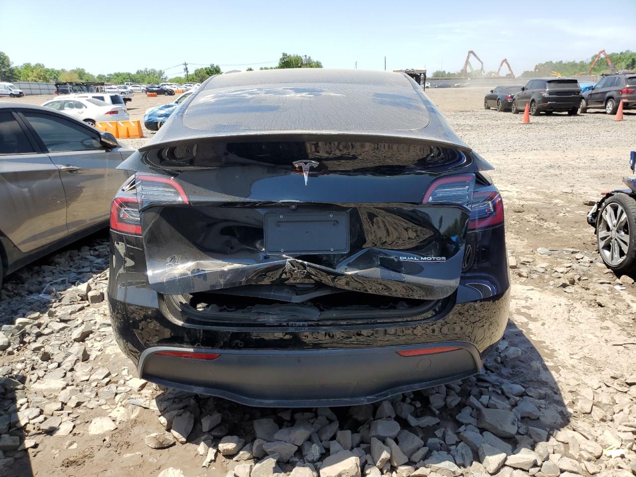 2022 TESLA MODEL Y  VIN:7SAYGDEF5NF454159