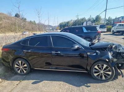 2016 Kia K5 KNAGU415GGA060330 VIN:KNAGU415GGA060330