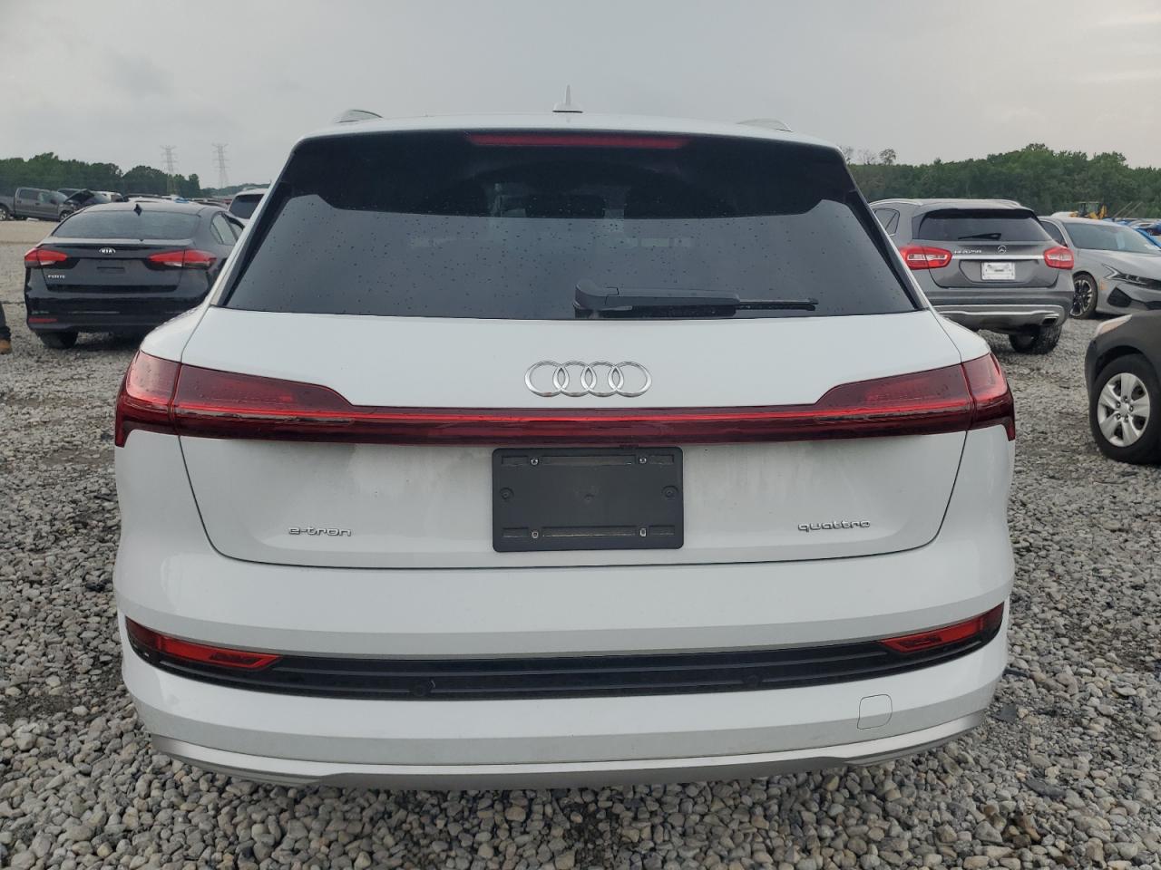 2022 AUDI E-TRON PREMIUM PLUS VIN:WA1LAAGE4NB034160