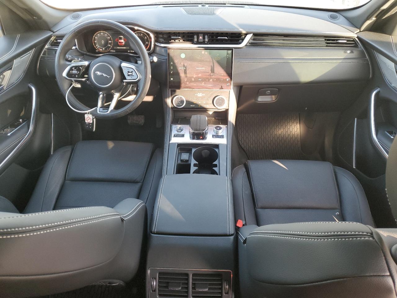 2024 JAGUAR F-PACE R-DYNAMIC S VIN:SADCT2EX4RA725750