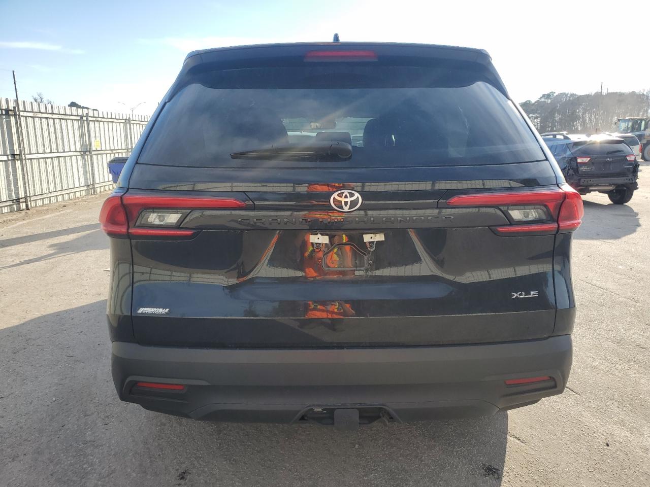 2024 TOYOTA GRAND HIGHLANDER XLE VIN:5TDAAAA55RS007392