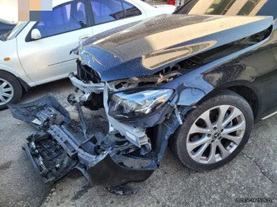 2017 Mercedes-Benz E 220 VIN: