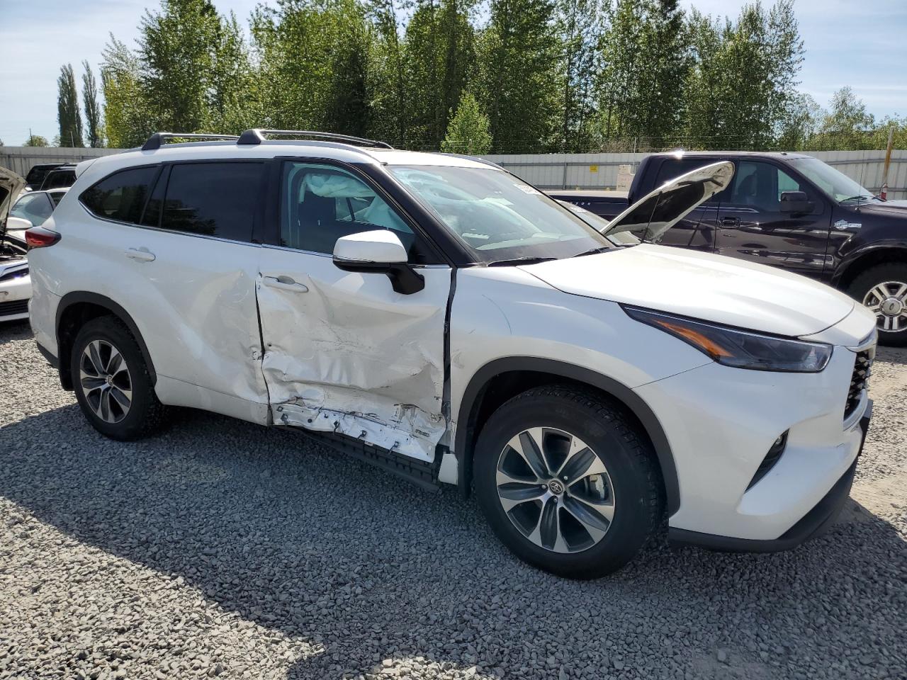 2022 TOYOTA HIGHLANDER HYBRID XLE VIN:5TDGBRCH6NS550046