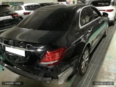 2018 Mercedes-Benz E 300 WDDZF4KB2KA573836 VIN:WDDZF4KB2KA573836