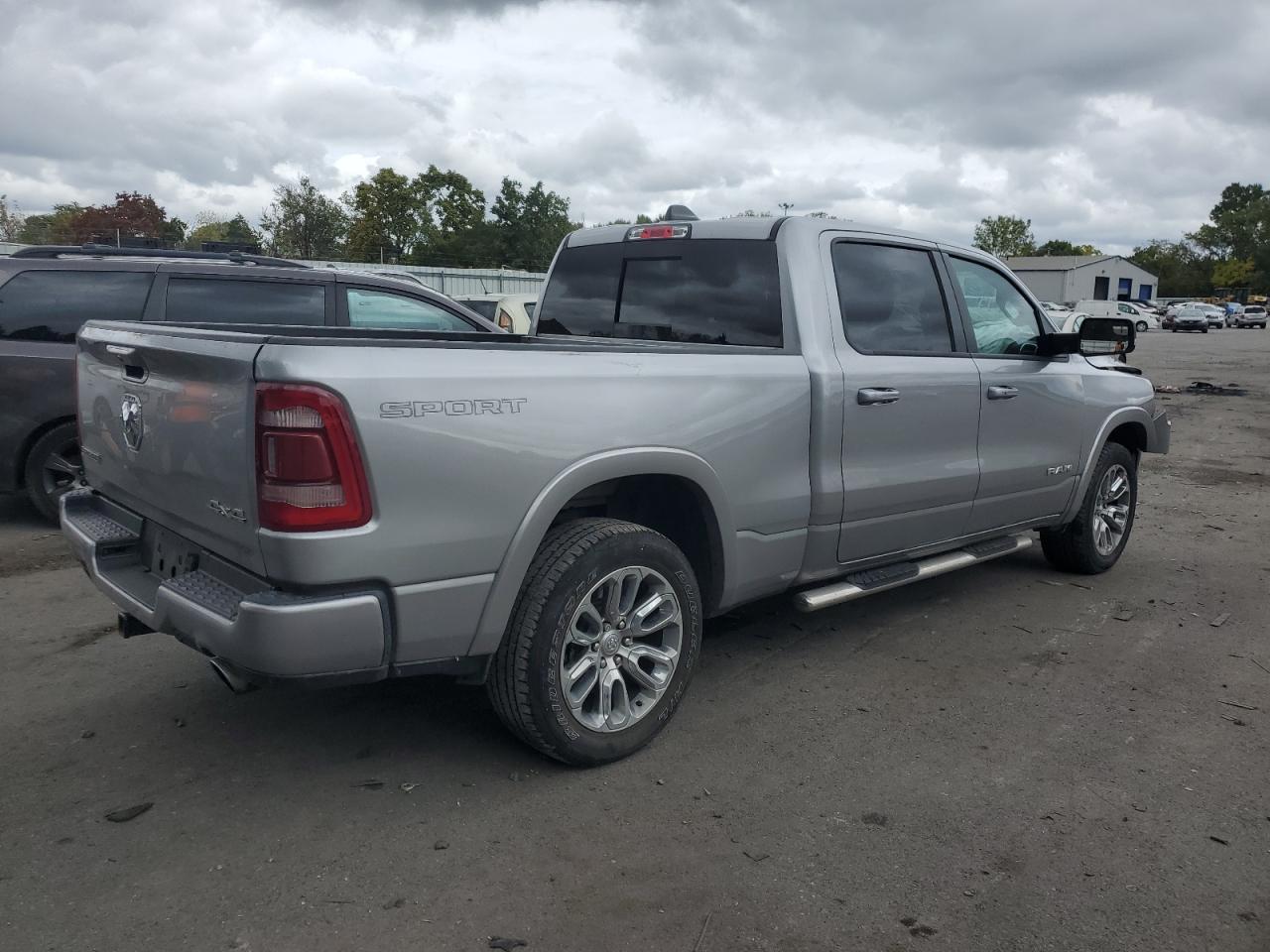 2022 RAM 1500 LARAMIE VIN:1C6SRFRT6NN429742