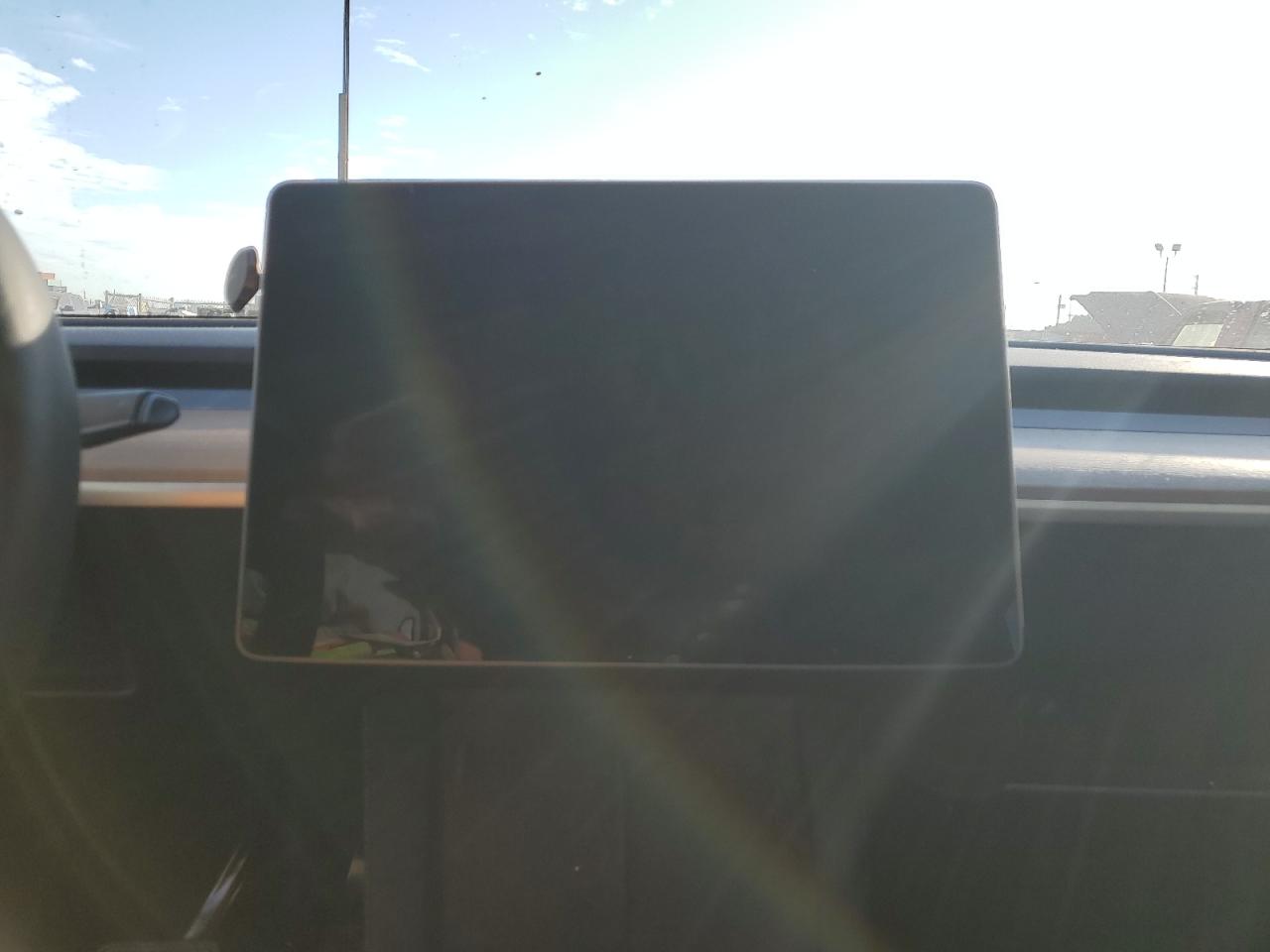 2023 TESLA MODEL Y  VIN:7SAYGDEE2PA103622