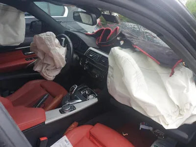 2017 BMW 330 WBA8B9103HK704643 VIN:WBA8B9103HK704643