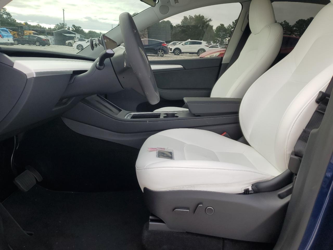 2023 TESLA MODEL Y  VIN:7SAYGDEE4PA159335