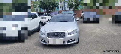 2016 Jaguar XJ SAJAA2290GNV97724 VIN:SAJAA2290GNV97724