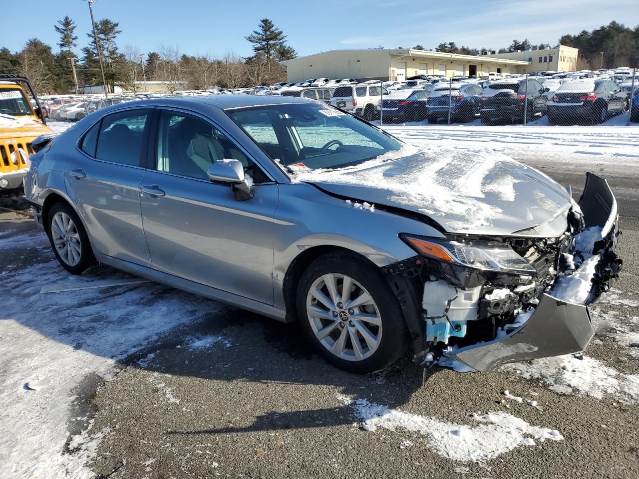 2022 TOYOTA CAMRY LE VIN:4T1C11AKXNU635741
