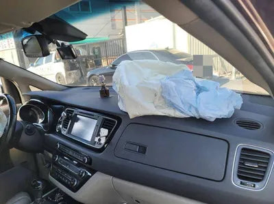 2015 Kia Carnival VIN: