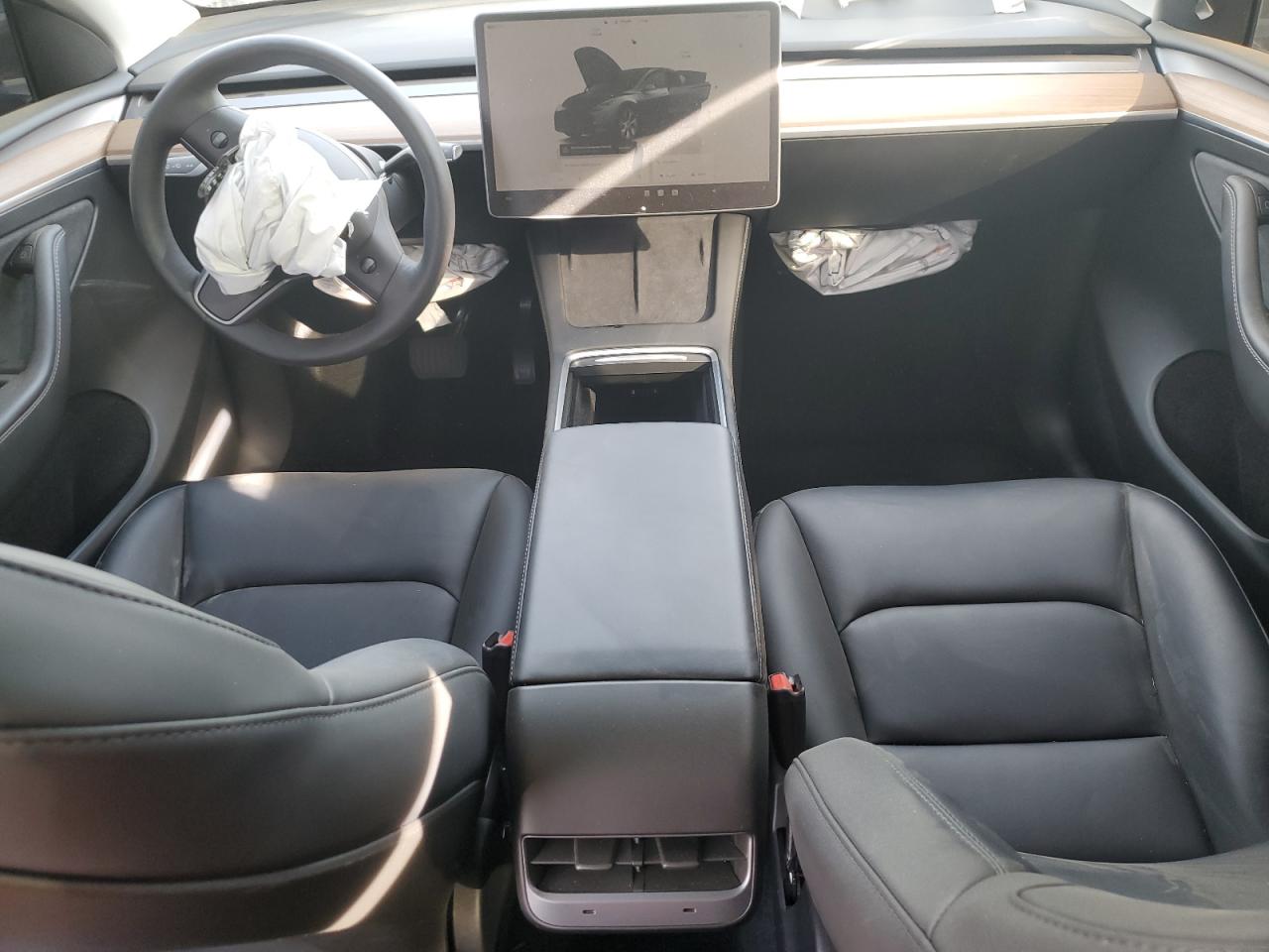 2024 TESLA MODEL Y  VIN:7SAYGDED2RF056105