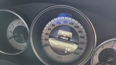 2015 Mercedes-Benz E 220 VIN: