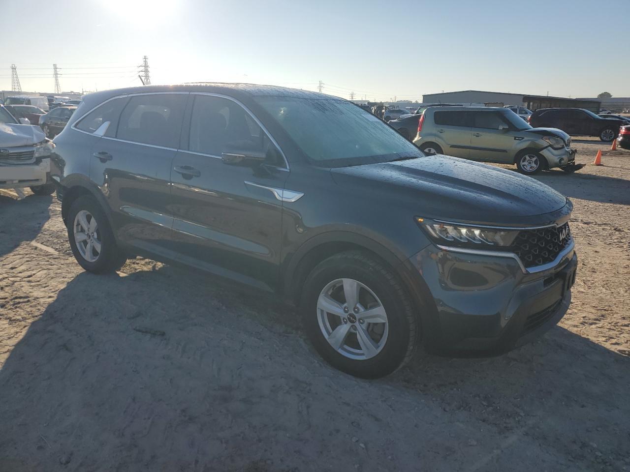 2022 KIA SORENTO LX VIN:5XYRG4LC3NG137015