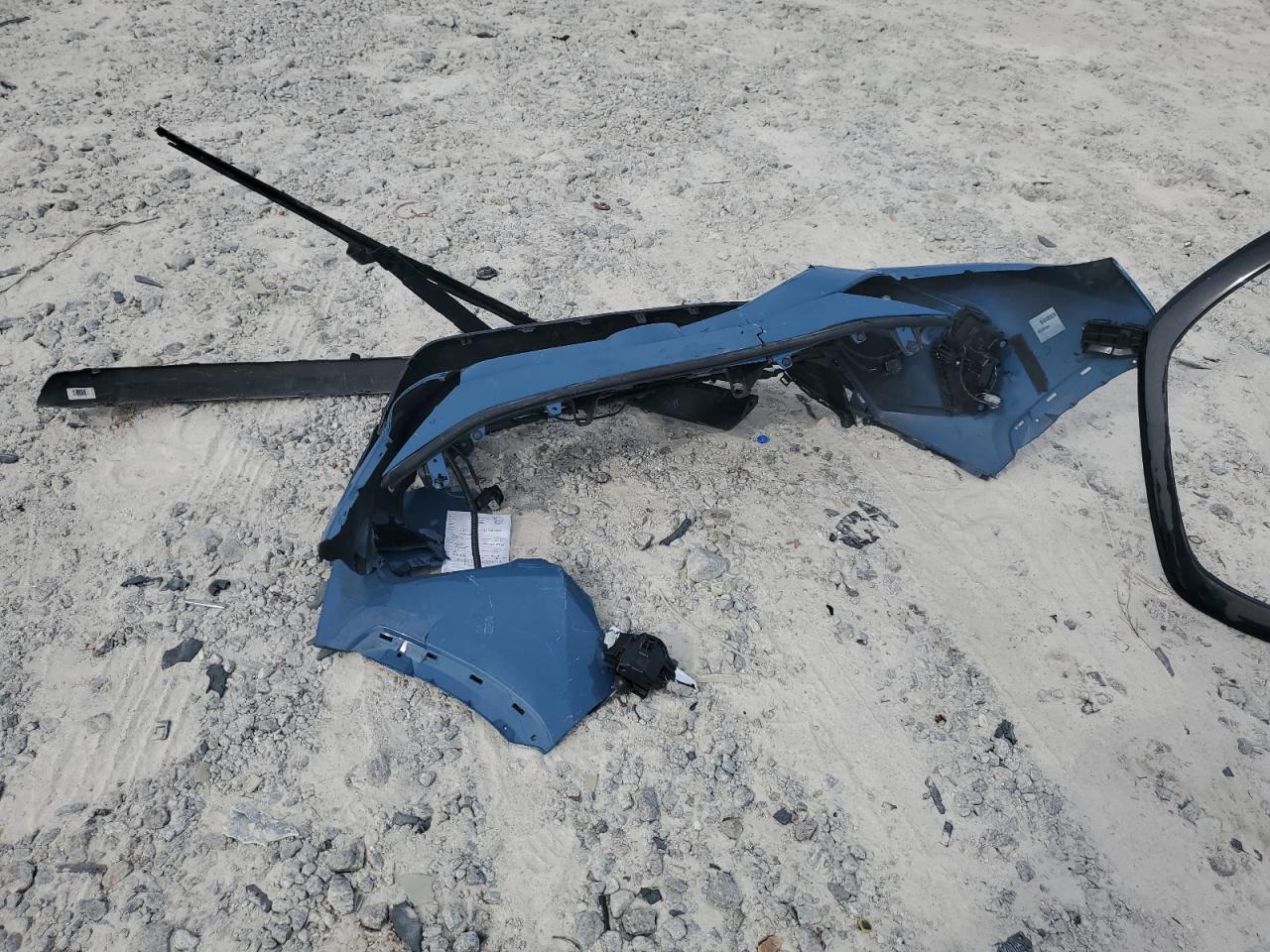 2022 TOYOTA RAV4 XSE VIN:4T3E6RFV8NU084048