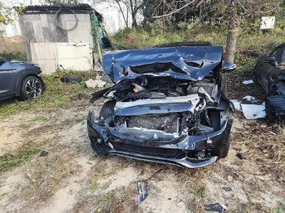 2016 Mercedes-Benz C 200 VIN: