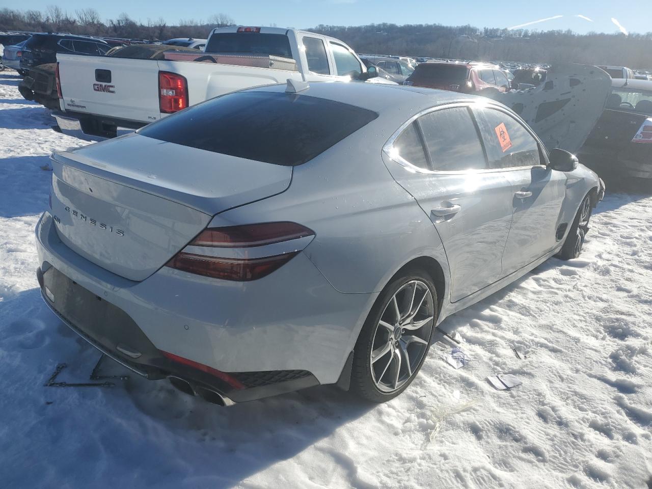 2022 GENESIS G70 BASE VIN:KMTG34TA9NU098058