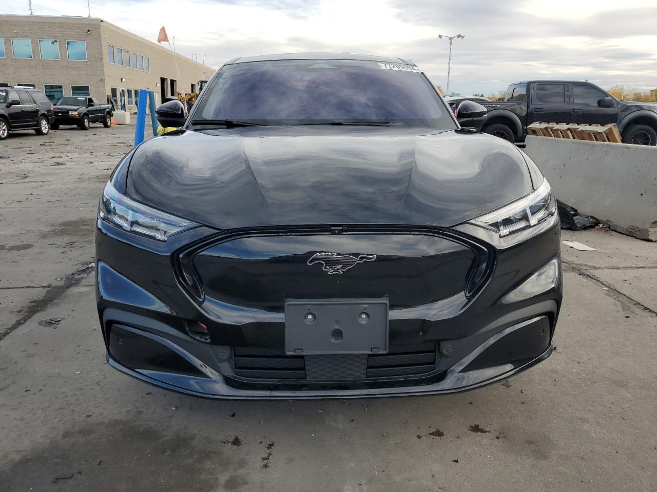 2022 FORD MUSTANG MACH-E PREMIUM VIN:3FMTK3SS3NMA57204