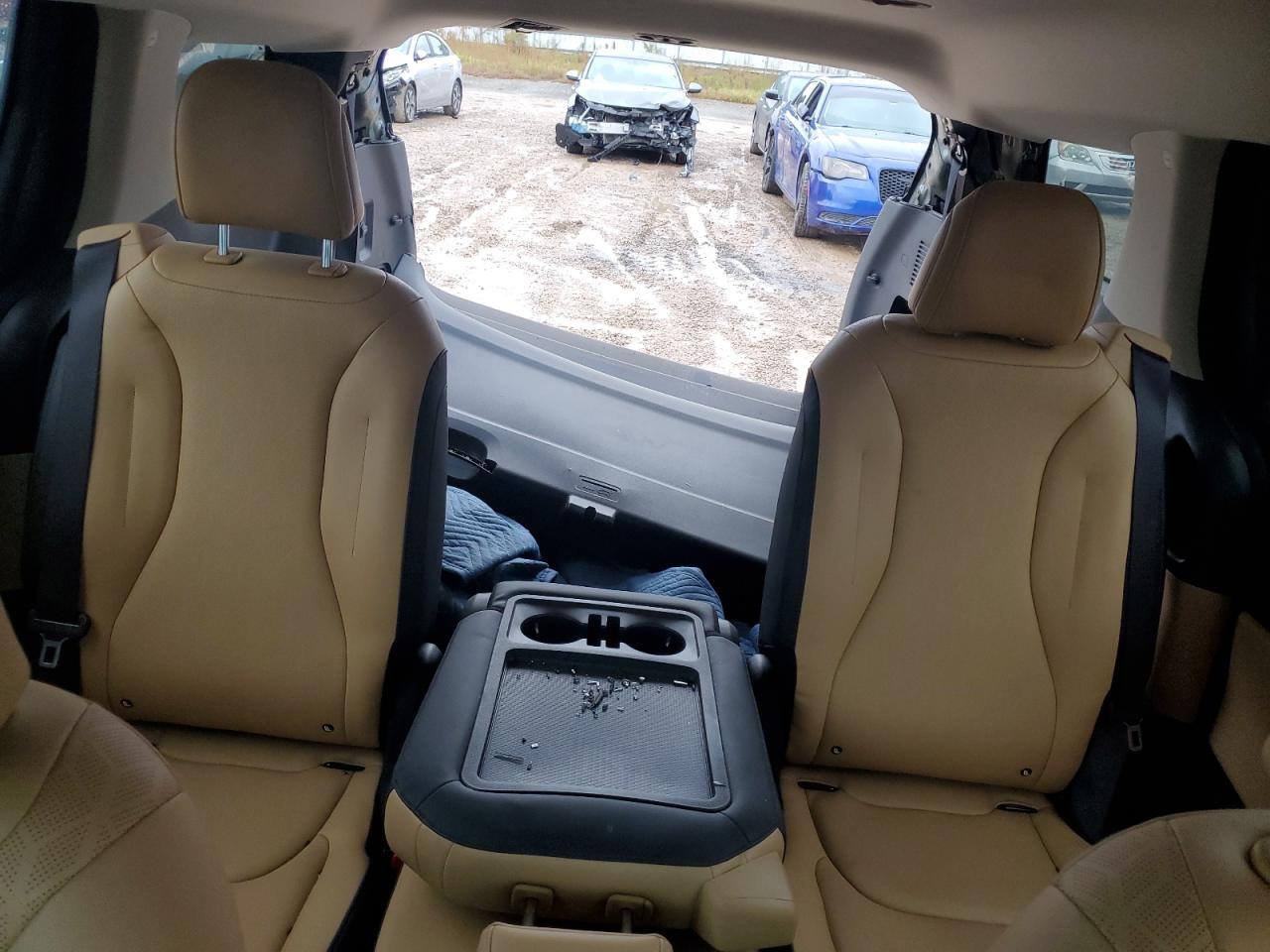 2024 KIA CARNIVAL LX VIN:KNDNB4H32R6346261