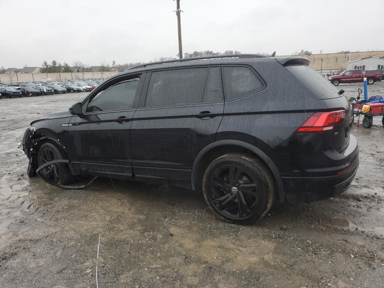 2023 VOLKSWAGEN TIGUAN SE R-LINE BLACK VIN:3VVCB7AX4PM075045