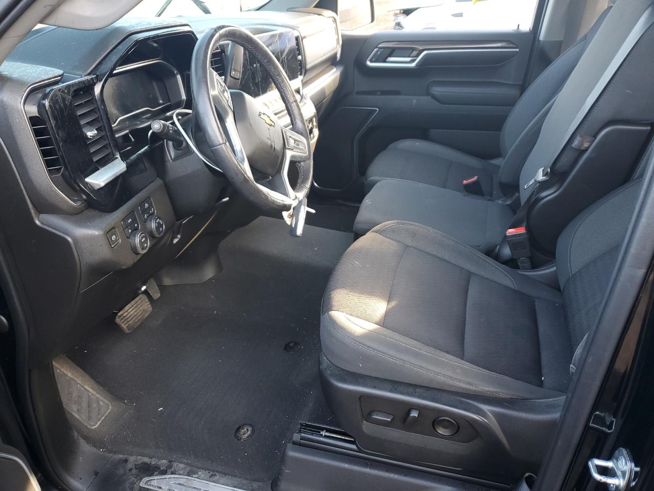 2022 CHEVROLET SILVERADO K1500 LT VIN:1GCUDDET0NZ506950