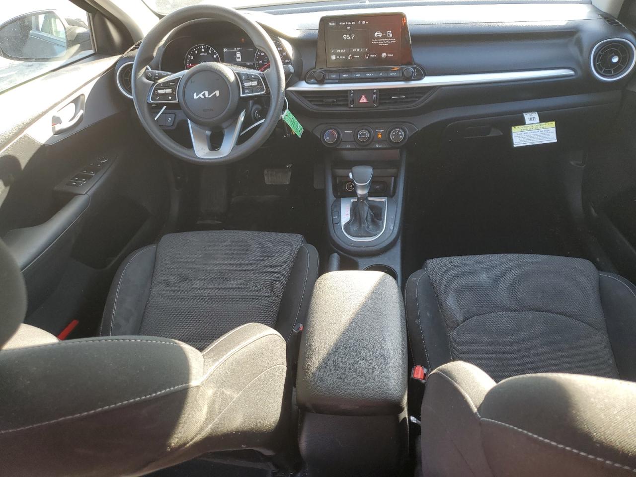 2024 KIA FORTE LX VIN:3KPF24ADXRE787668