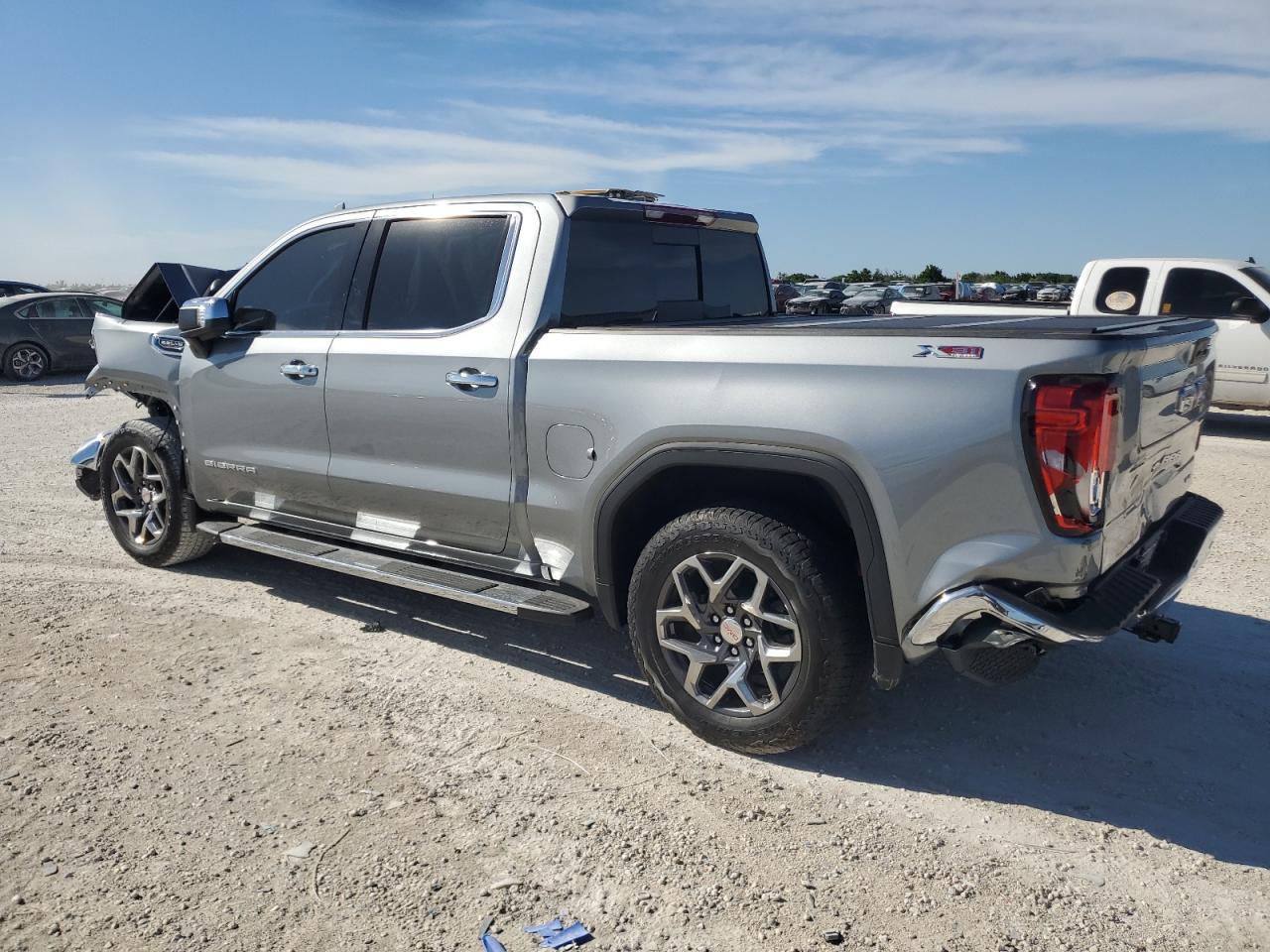 2023 GMC SIERRA K1500 SLT VIN:3GTUUDED4PG333767