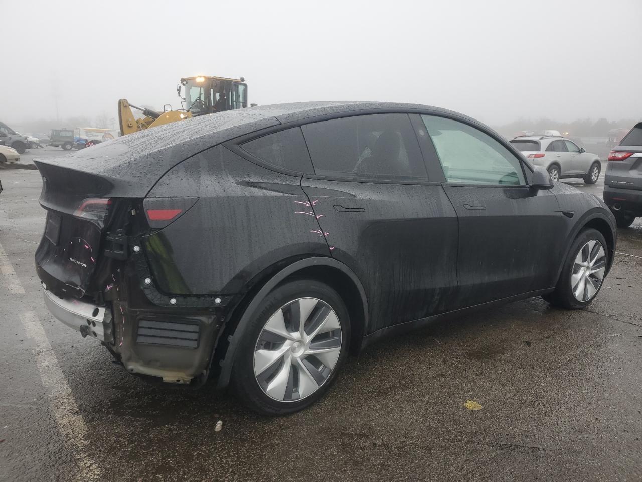 2023 TESLA MODEL Y  VIN:7SAYGDEE1PA135445