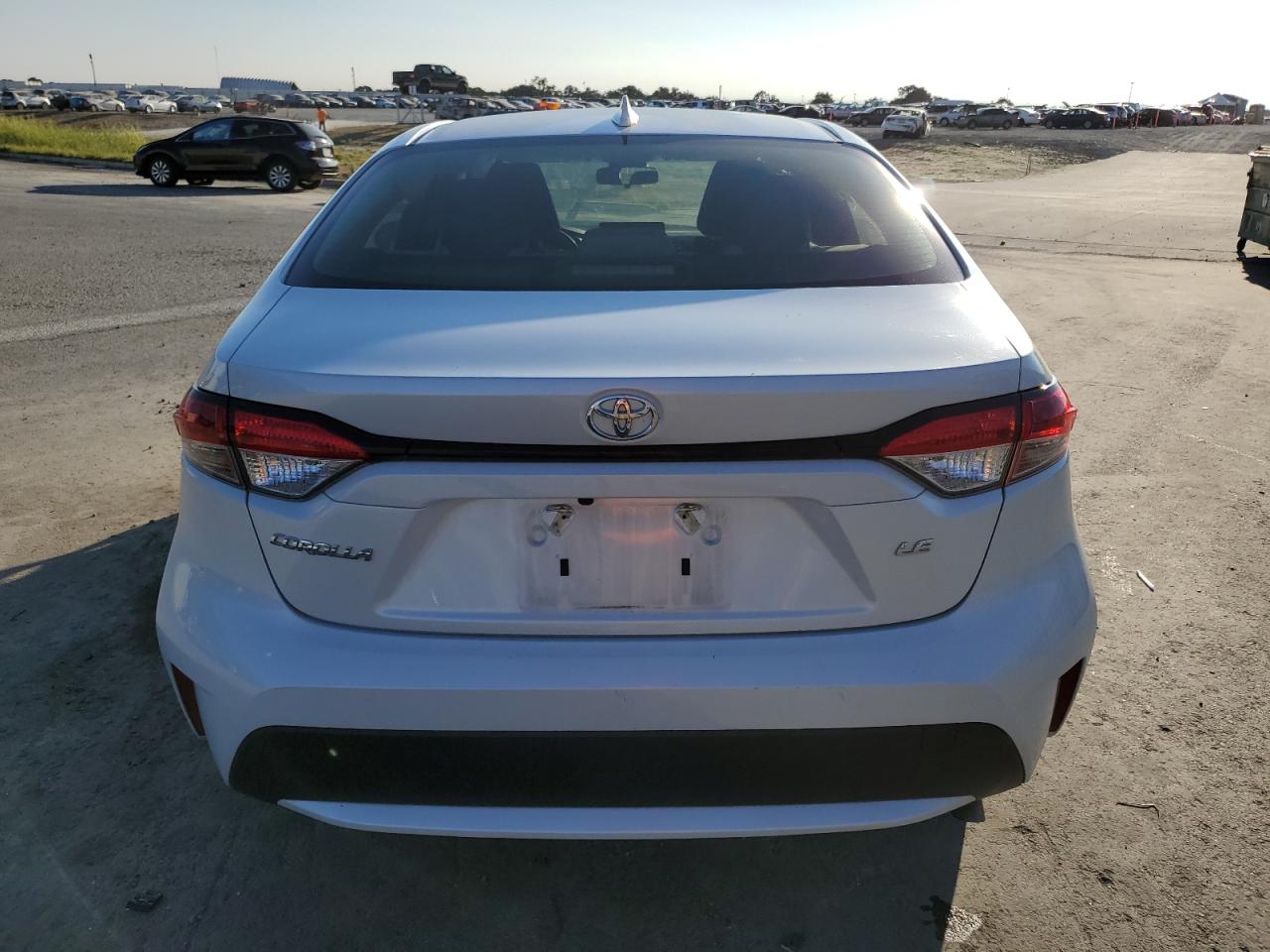 2022 TOYOTA COROLLA LE VIN:JTDEPMAE8N3025379