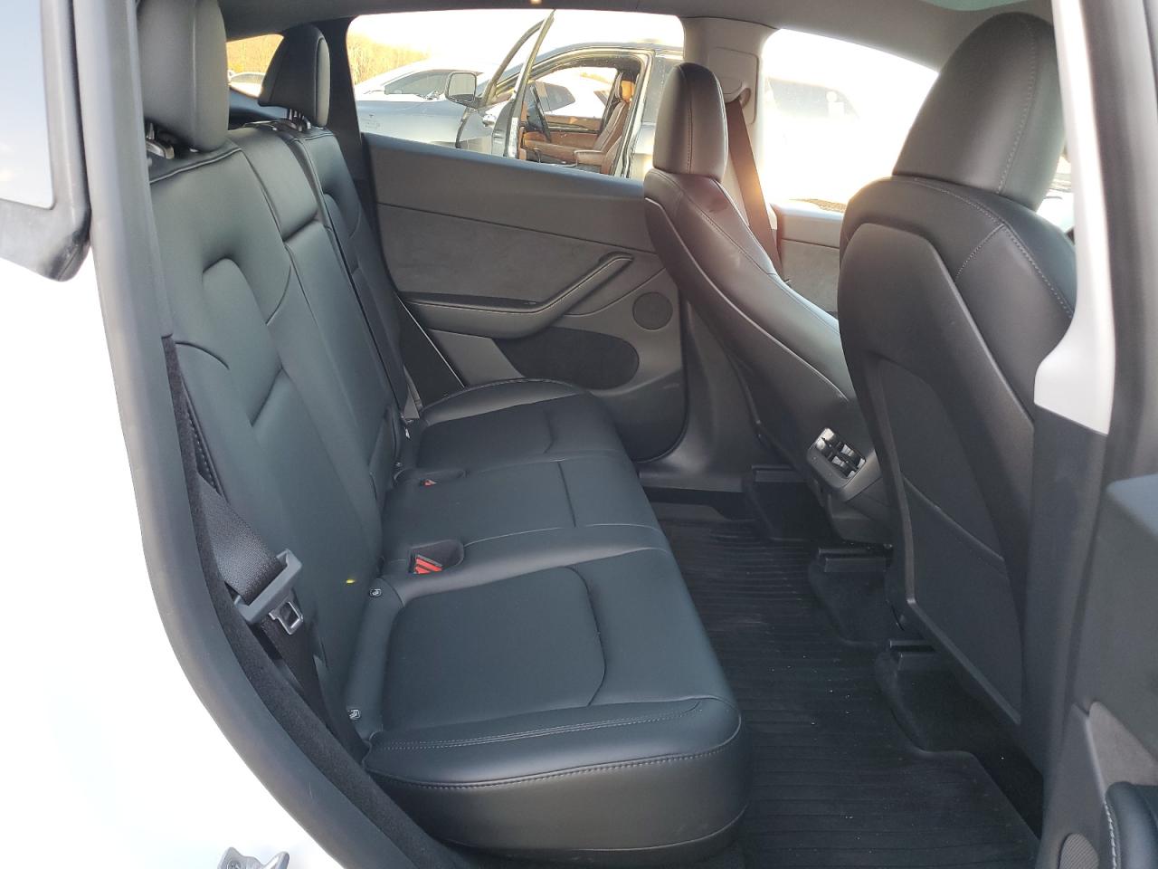 2023 TESLA MODEL Y  VIN:7SAYGDEE6PA114803