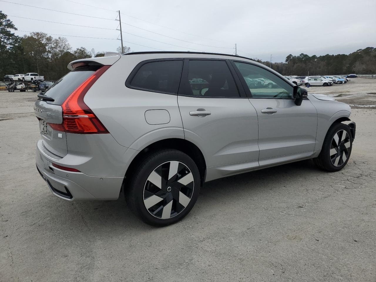 2024 VOLVO XC60 PLUS VIN:YV4H60DL6R1744521