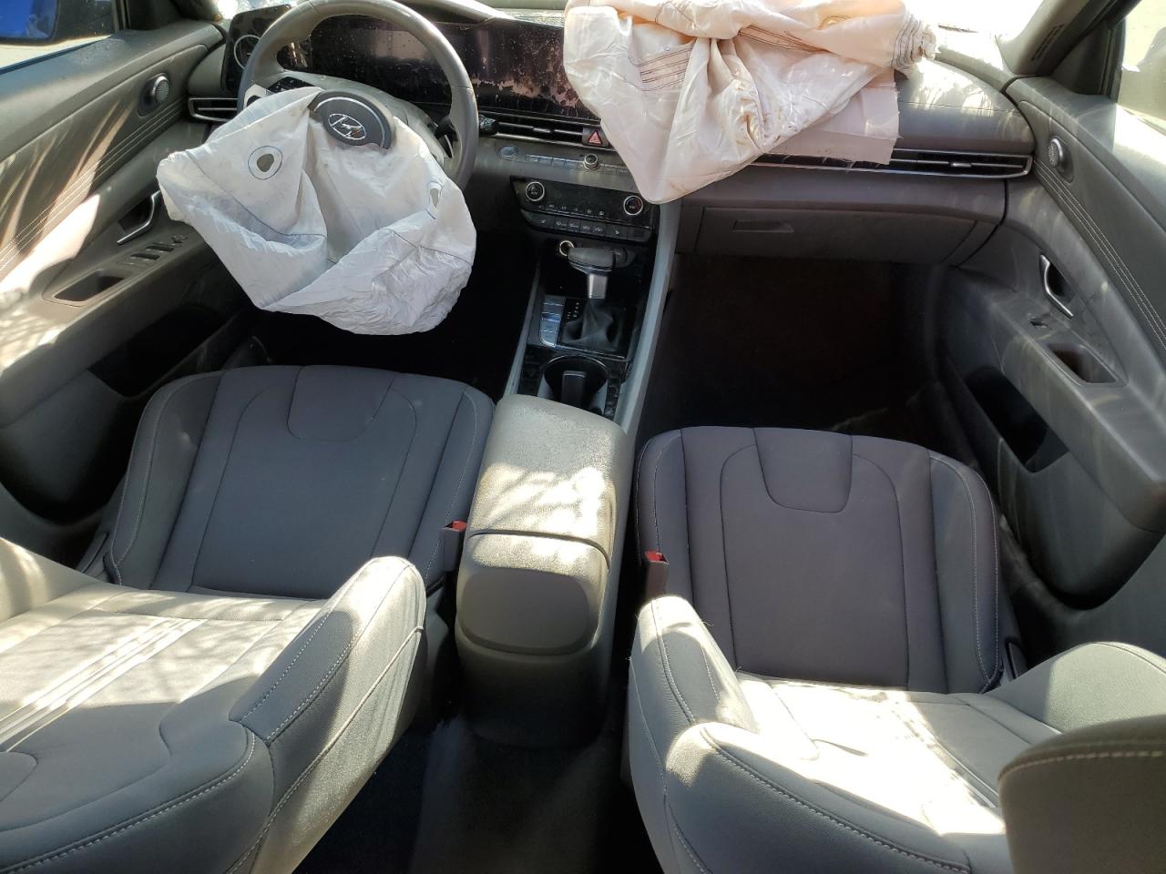 2023 HYUNDAI ELANTRA SEL VIN:5NPLS4AG7PH090366