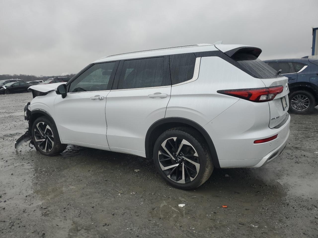 2022 MITSUBISHI OUTLANDER SEL VIN:JA4J3VA81NZ084484