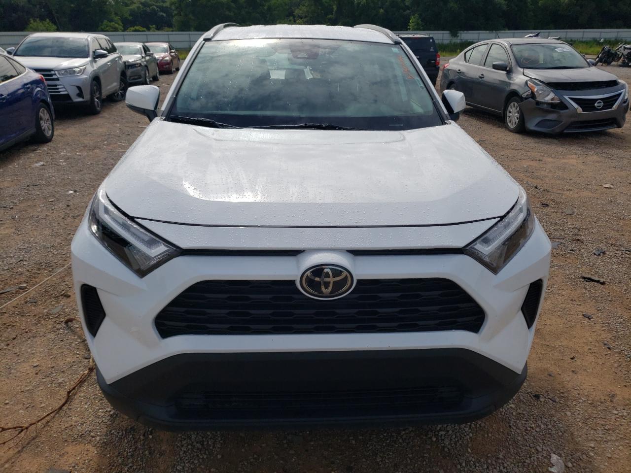 2022 TOYOTA RAV4 XLE VIN:2T3W1RFV3NW187199