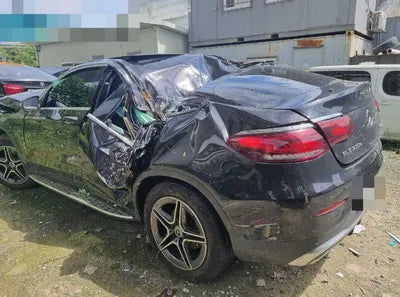 2020 Mercedes-Benz GLC 300 VIN: