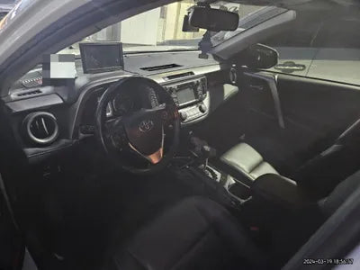 2017 Toyota RAV4 VIN: