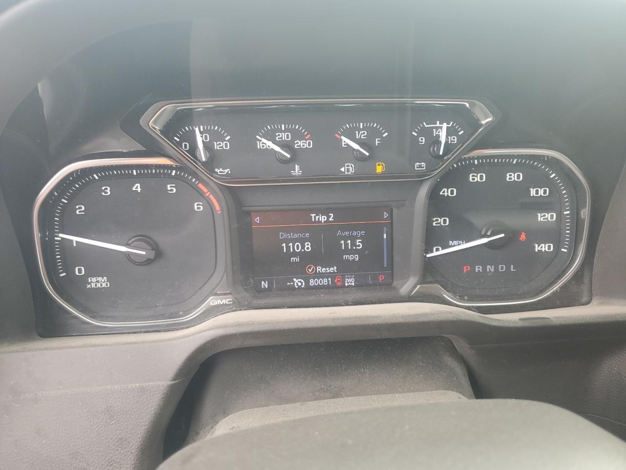 2022 GMC SIERRA K2500 SLE VIN:1GT49ME7XNF111888