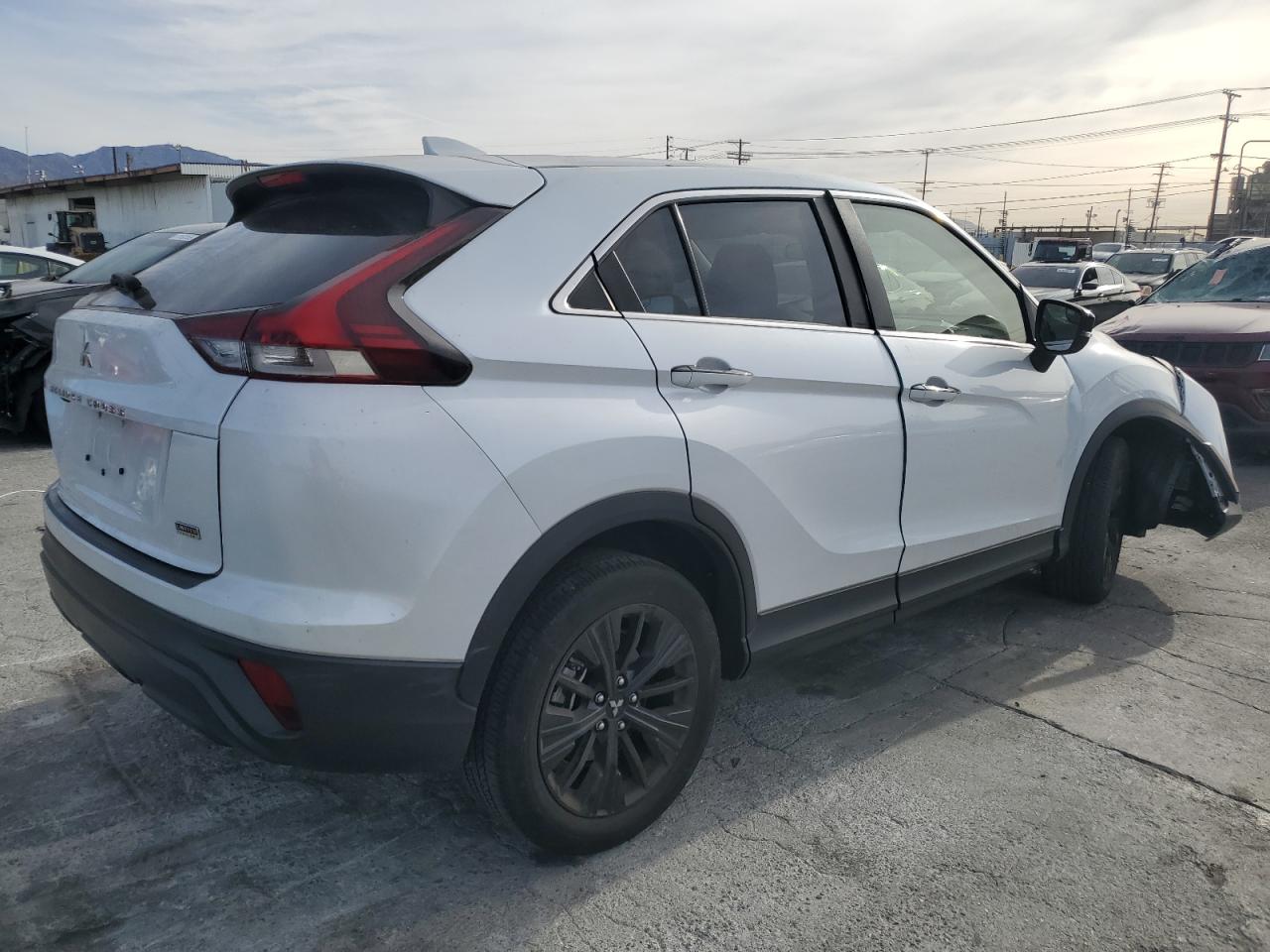 2022 MITSUBISHI ECLIPSE CROSS LE VIN:JA4ASVAA6NZ053737