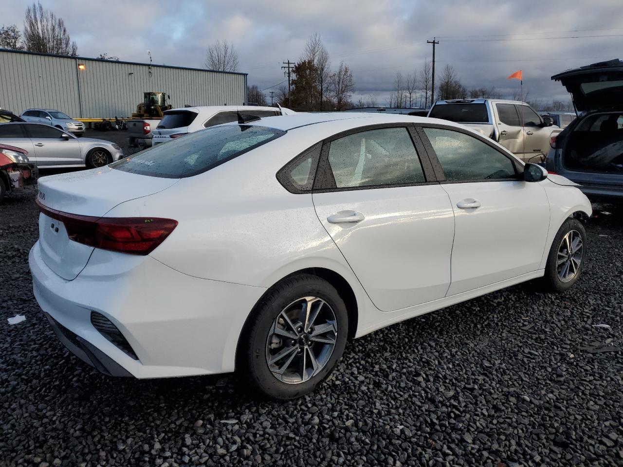 2024 KIA FORTE LX VIN:3KPF24AD5RE760085