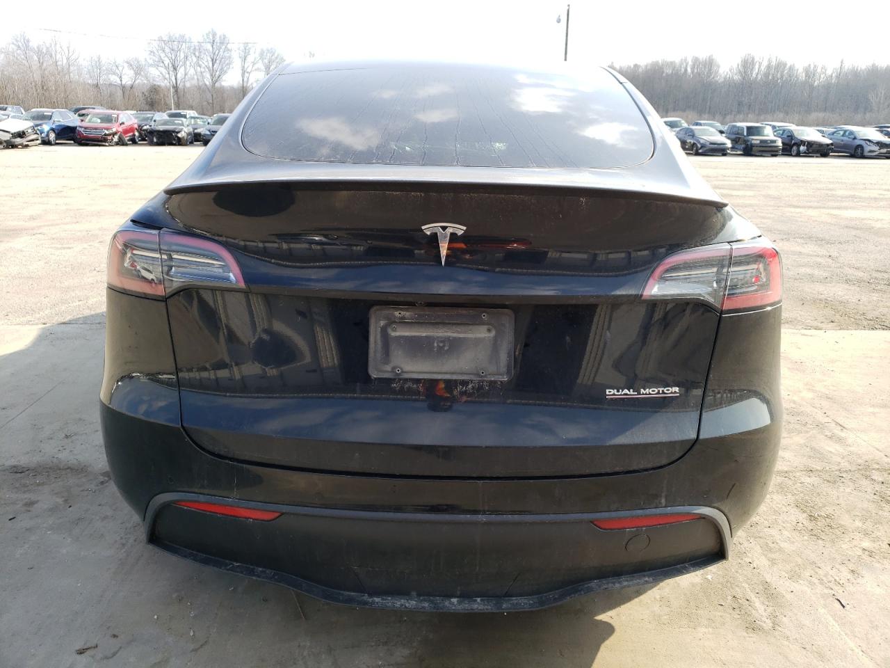 2022 TESLA MODEL Y  VIN:7SAYGDEF1NF343706