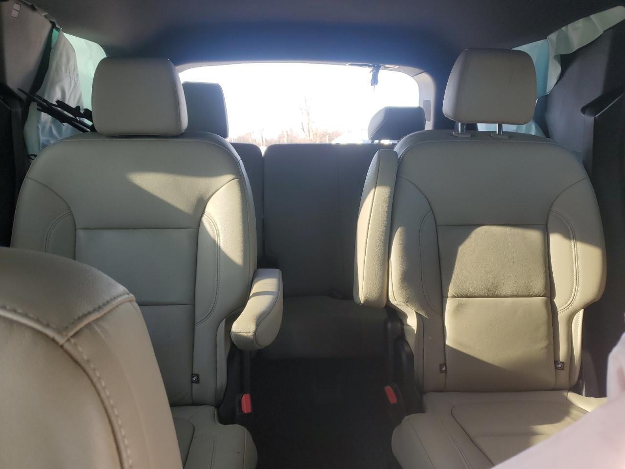 2023 CHEVROLET TRAVERSE LT VIN:1GNEVHKW4PJ108463