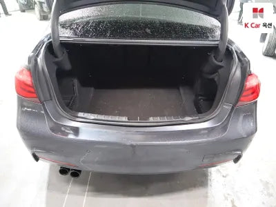 2018 BMW 3 Series WBA8B9104JA826553 VIN:WBA8B9104JA826553