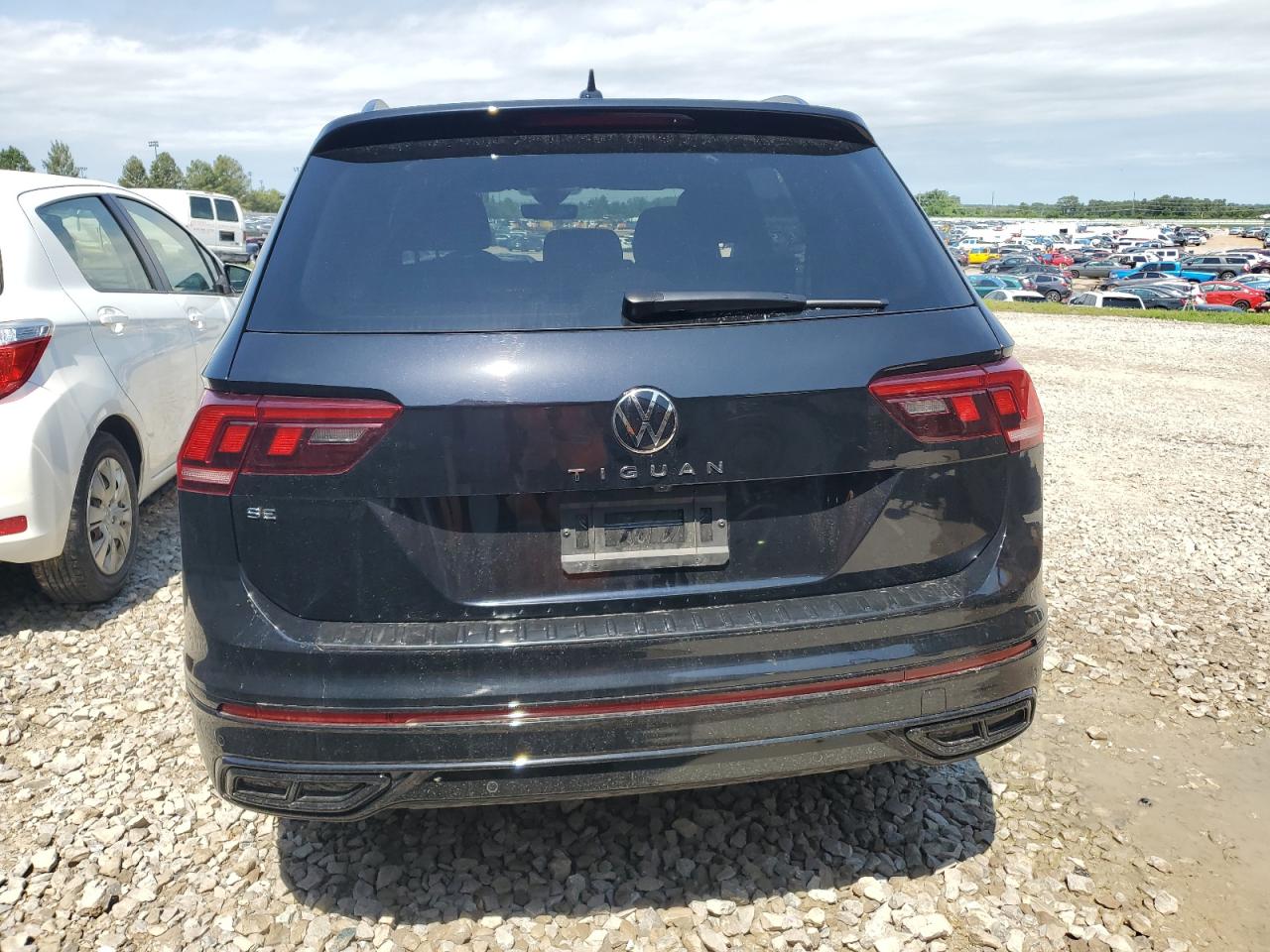 2023 VOLKSWAGEN TIGUAN SE R-LINE BLACK VIN:3VVCB7AX6PM107400