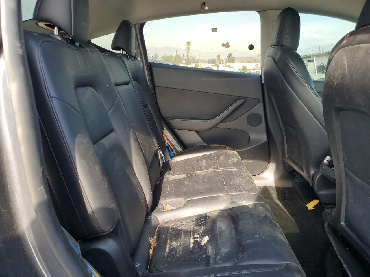 2022 TESLA MODEL Y  VIN:7SAYGDEE3NF365908