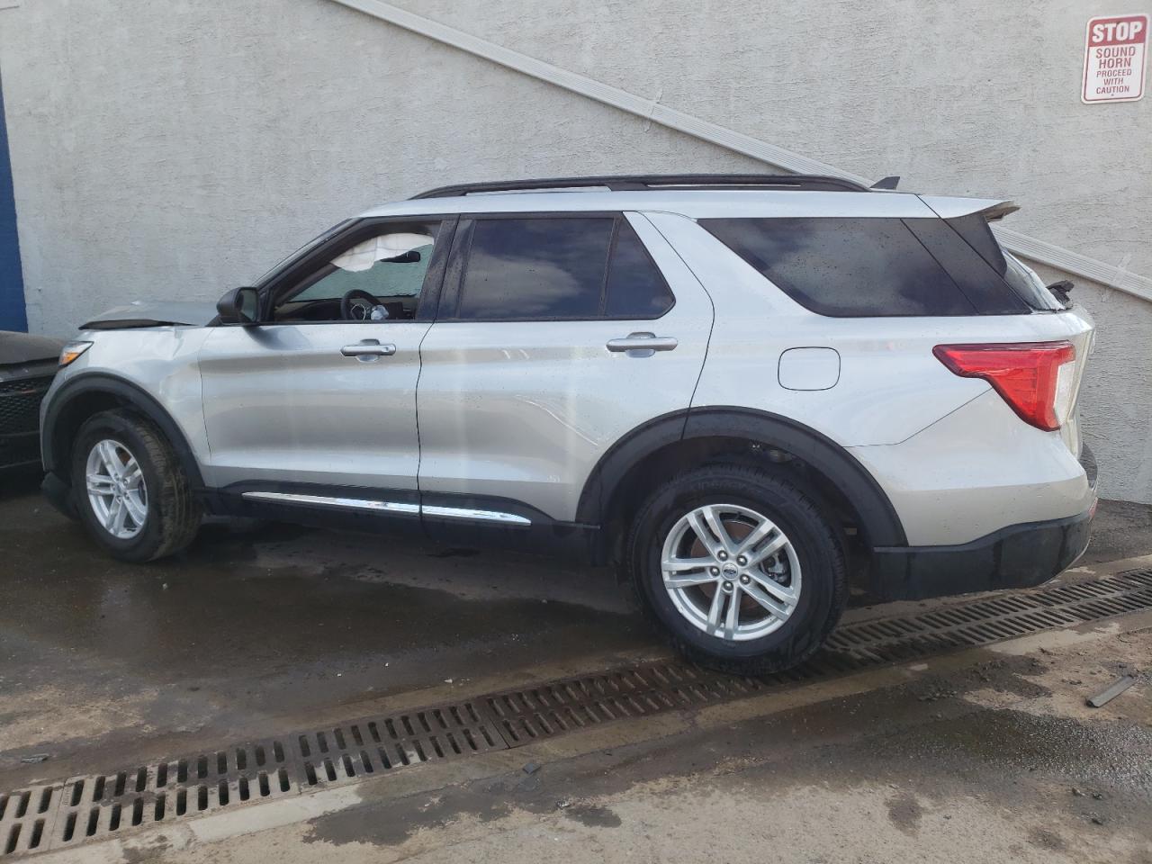 2023 FORD EXPLORER XLT VIN:1FMSK8DH9PGB69724